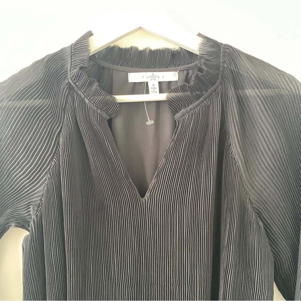 Fever Women’s Pleated Plisse Bell Sleeve Black Top